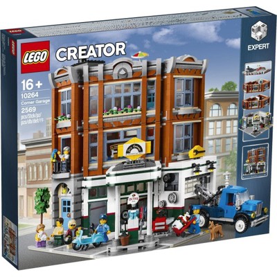 Corner Garage - 10264