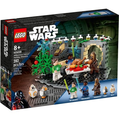 Millennium Falcon Holiday Diorama - 40658