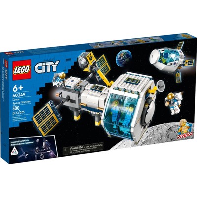 Lunar Space Station - 60349